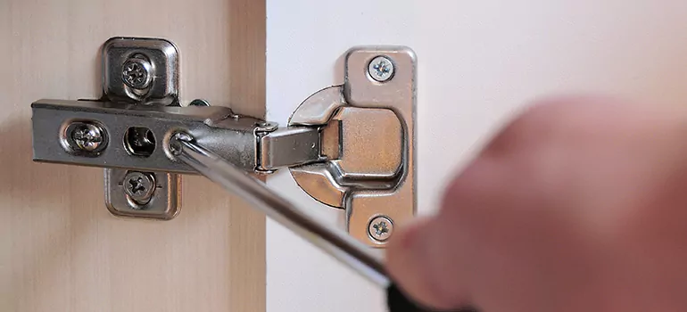 Creaky Door Hinges Fix in Gloucester, ON