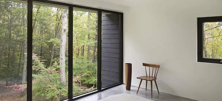 Bulletproof Window Protection Services in Gloucester, ON