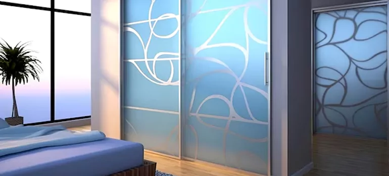 Frosting Glass Cabinet Doors in Gloucester, ON